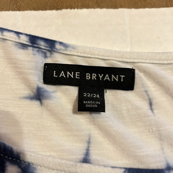 Lane Bryant-22/24-blue and white tie-dye flutter sleeve pull over top blouse - Picture 7 of 11